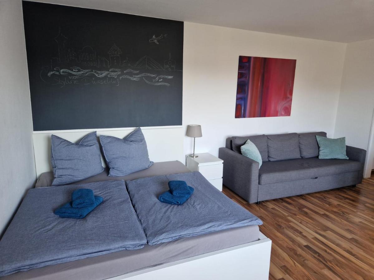 Ferienwohnung Well Located Flat With Balcony Düsseldorf Exterior foto